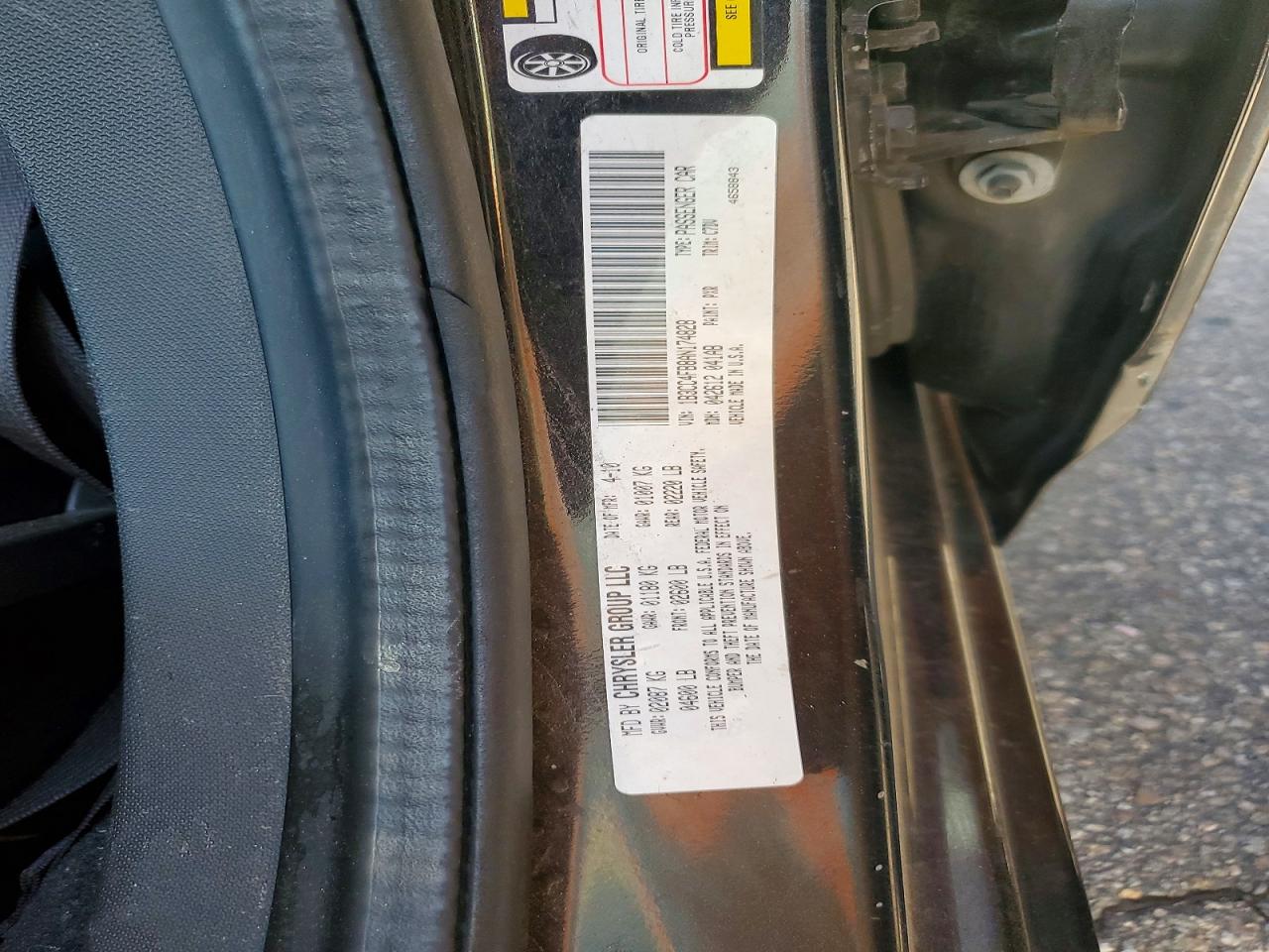 1B3CC4FB8AN174828 · 2010 DODGE AVENGER · 12/12