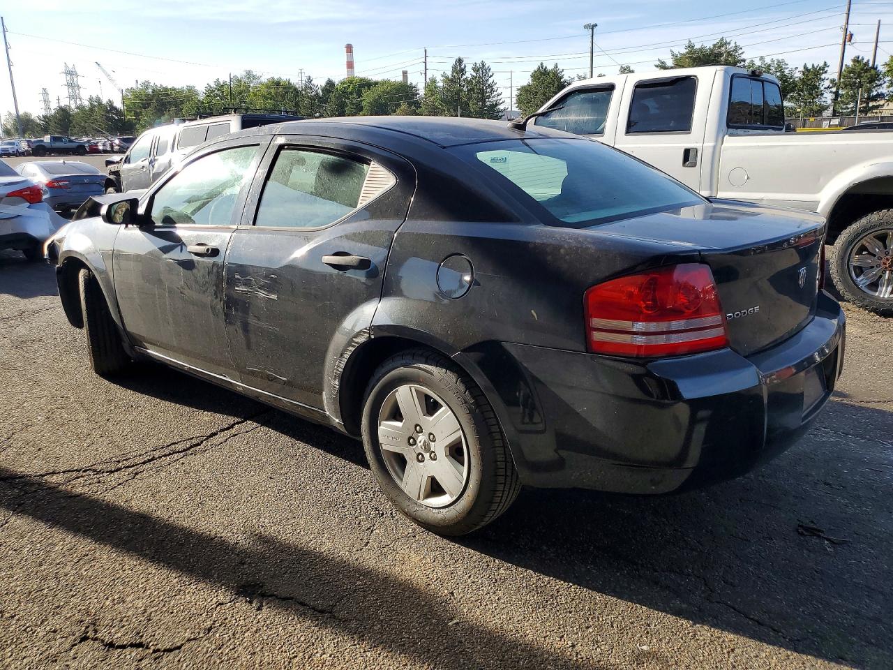 1B3CC4FB8AN174828 · 2010 DODGE AVENGER · 2/12