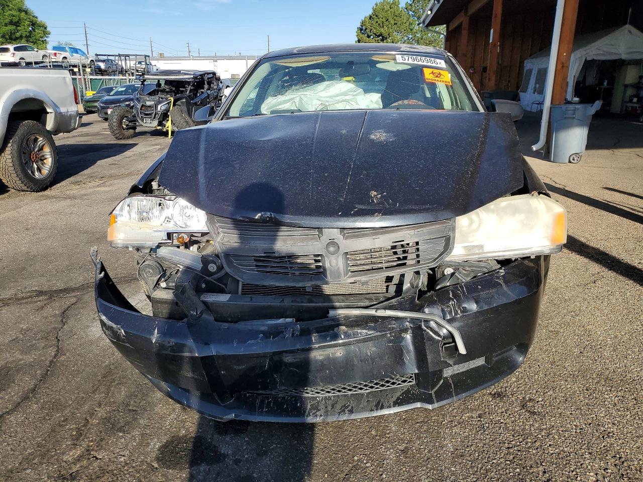 1B3CC4FB8AN174828 · 2010 DODGE AVENGER · 5/12