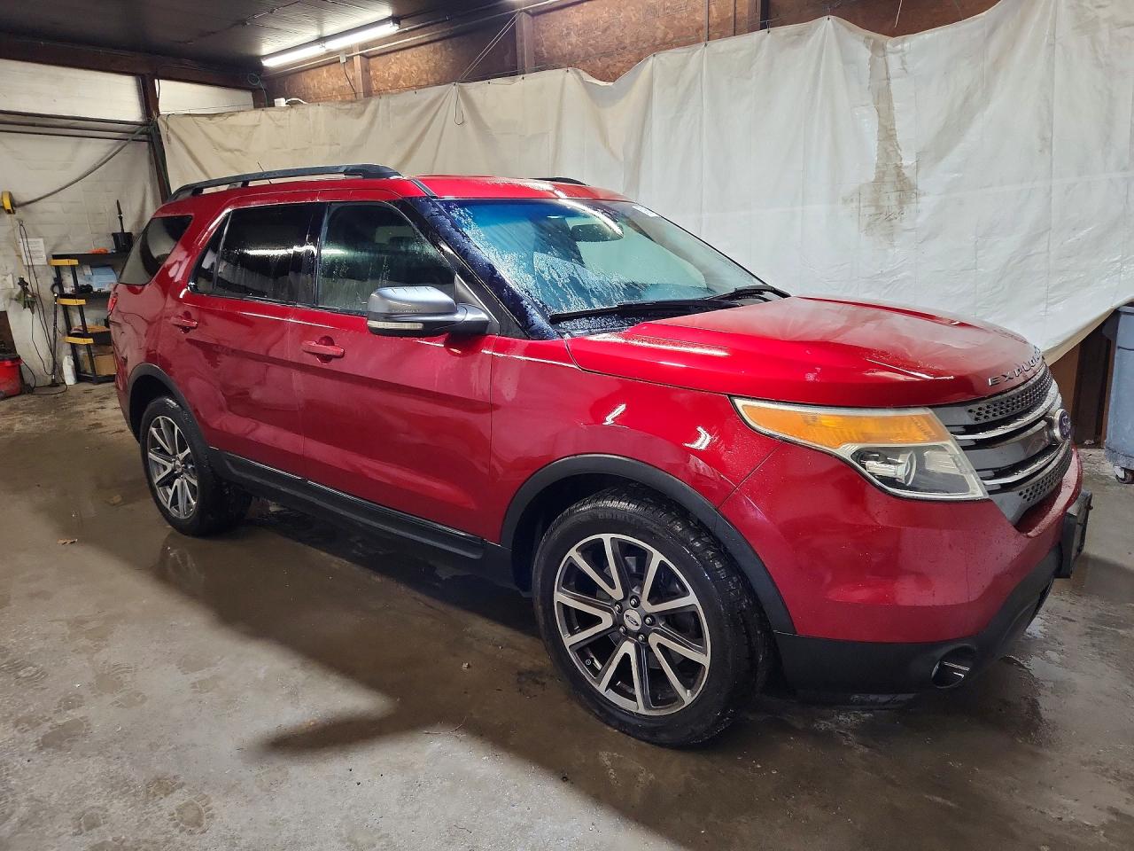 1FM5K8D84FGA33853 · 2015 FORD EXPLORER · 4/13