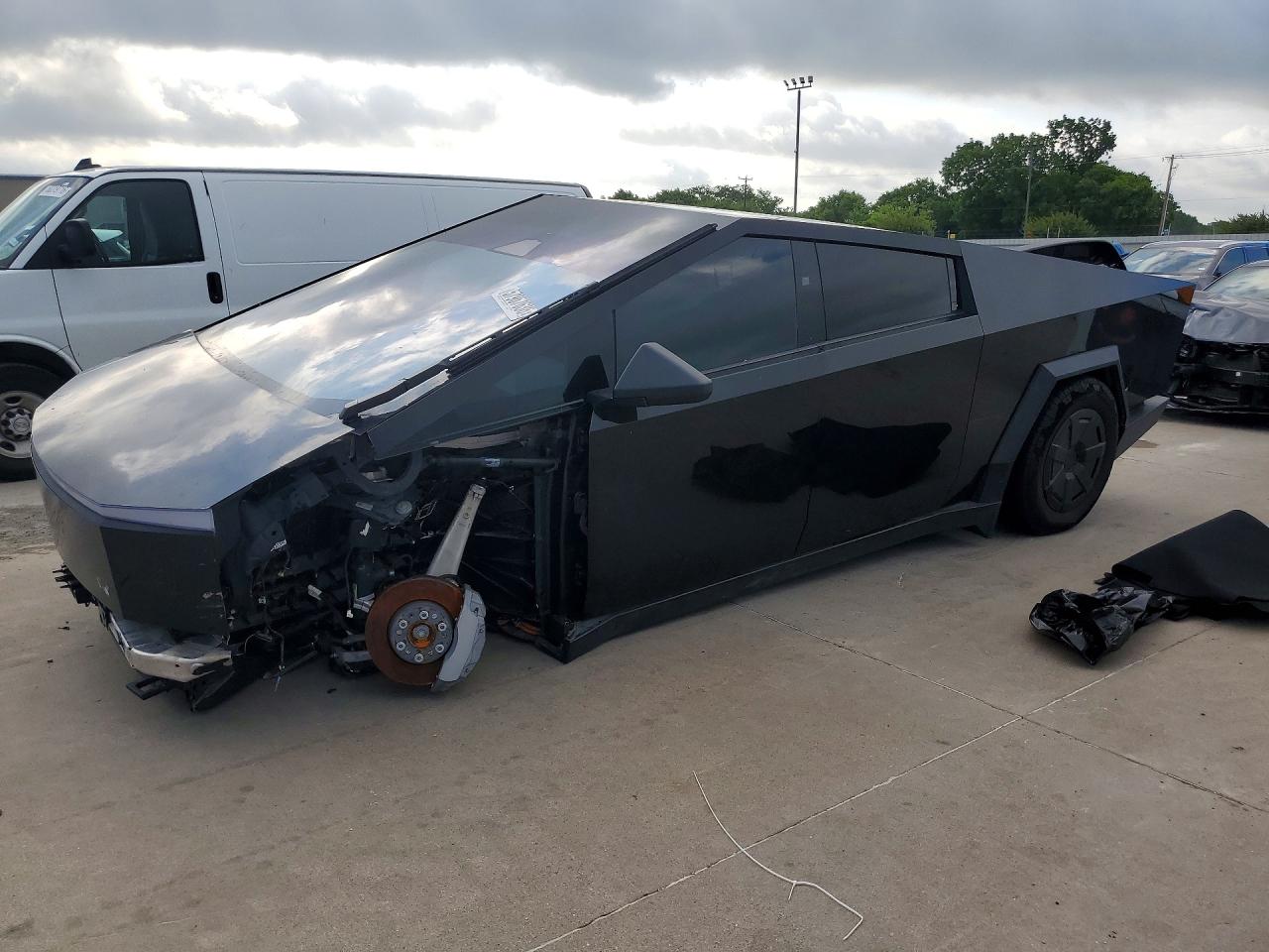 7G2CEHED3RA048206 · 2024 TESLA CYBERTRUCK