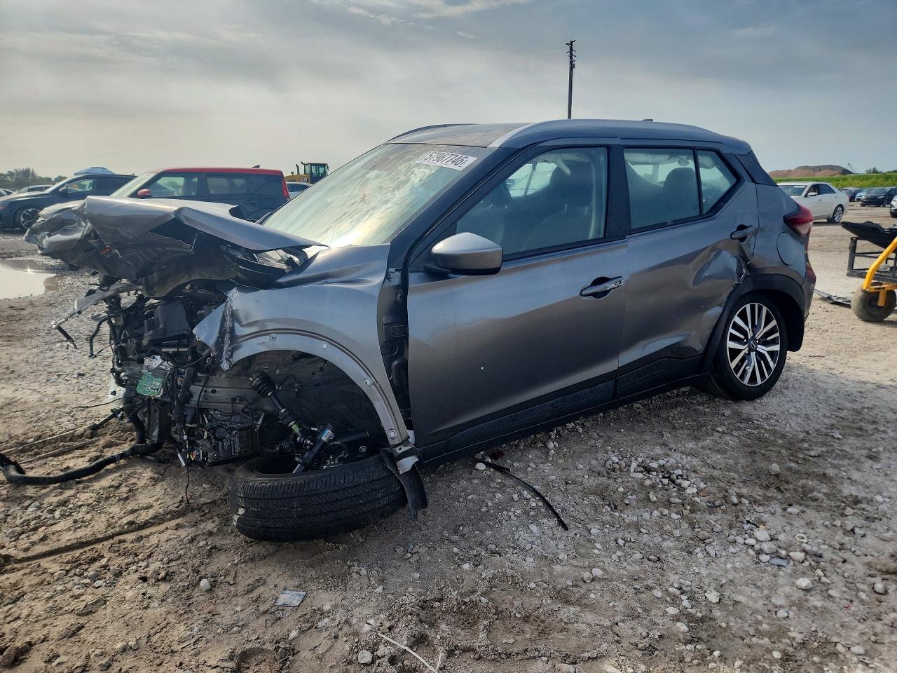 3N1CP5CV7PL551300 · 2023 NISSAN KICKS