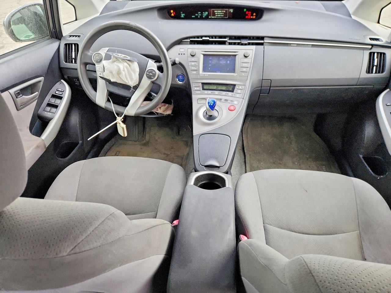 JTDKN3DU9C1573082 · 2012 TOYOTA PRIUS · 8/12