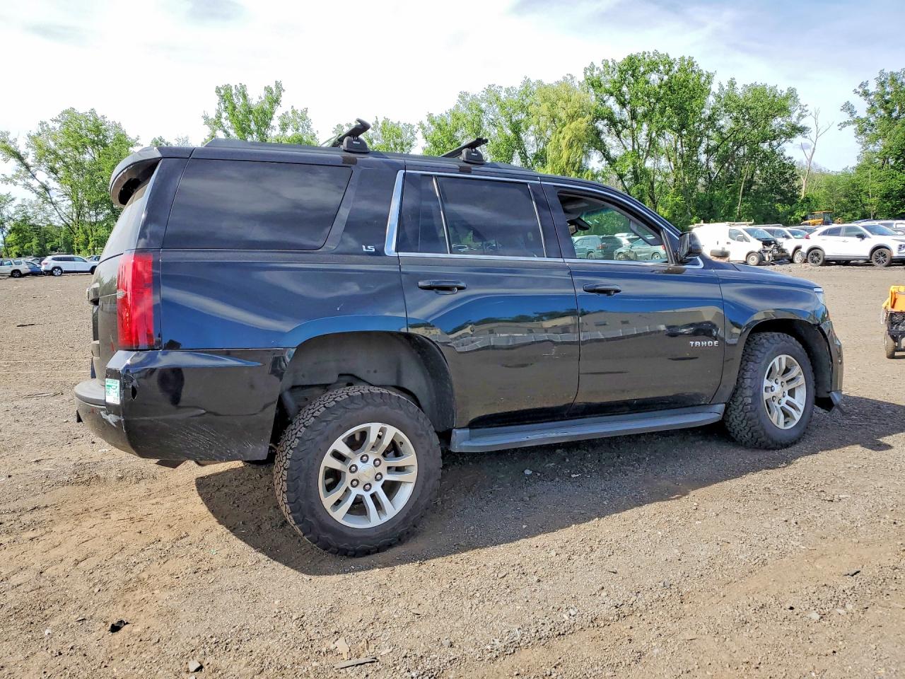 1GNSKAKC7GR355518 · 2016 CHEVROLET TAHOE · 3/13