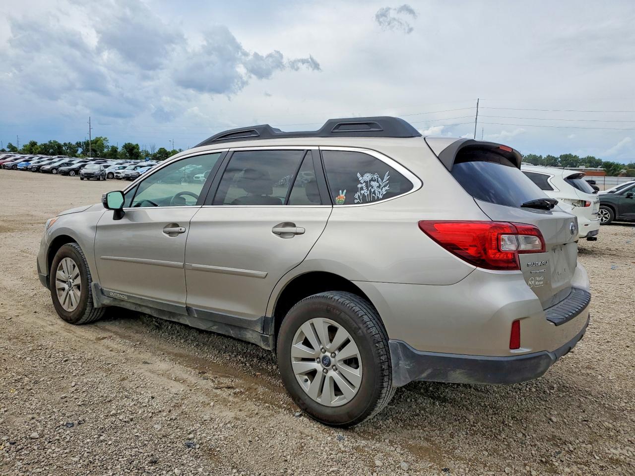 4S4BSAFC8F3304156 · 2015 SUBARU OUTBACK · 2/13