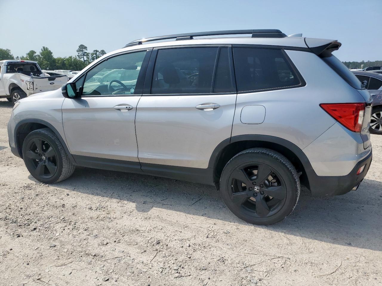 5FNYF8H03MB017872 · 2021 HONDA PASSPORT · 2/13