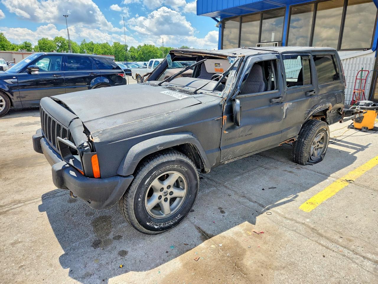 1J4FF68S7XL624625 · 1999 JEEP CHEROKEE