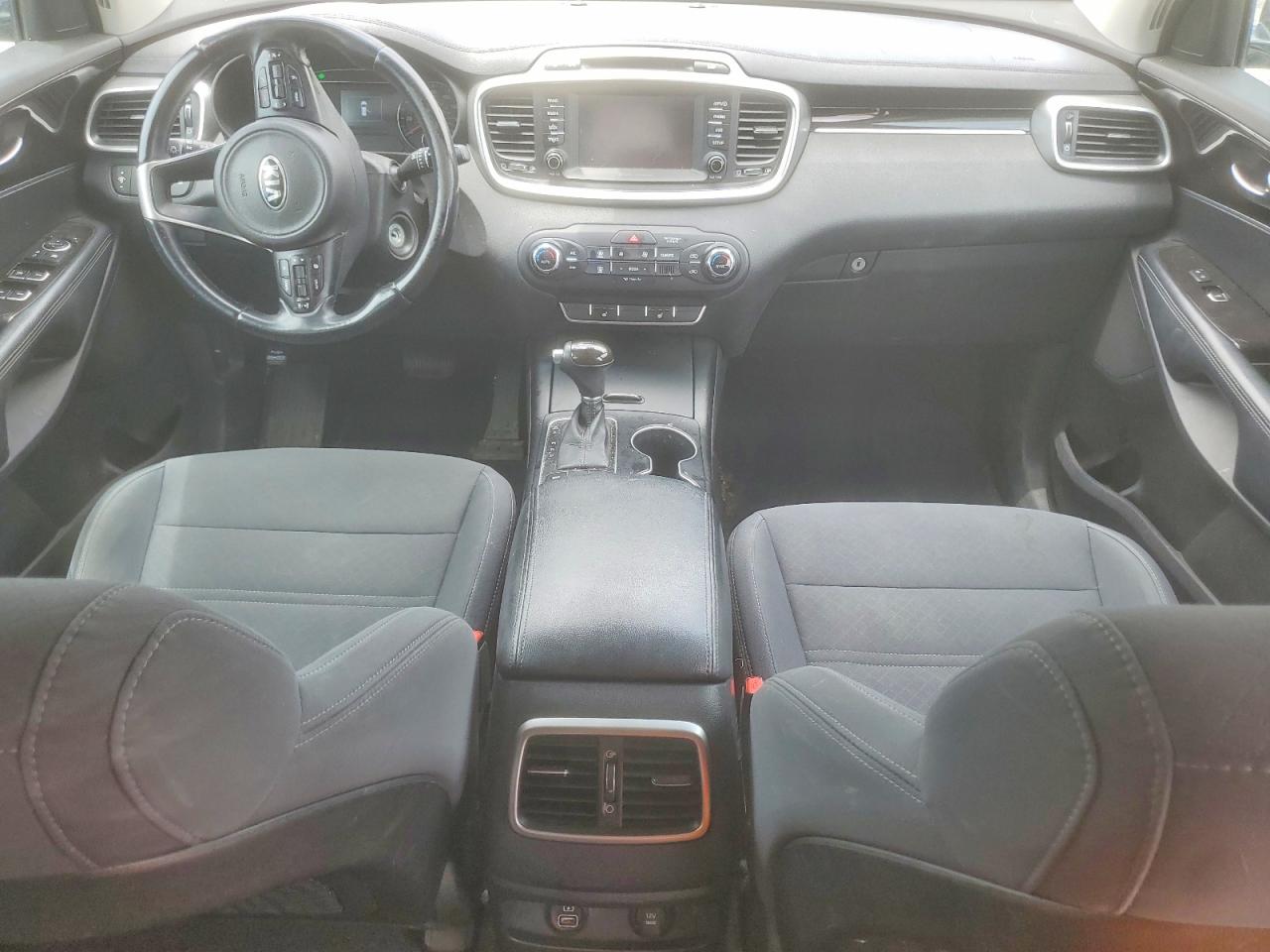 5XYPG431HG198247 · 2017 KIA SORENTO · 8/13