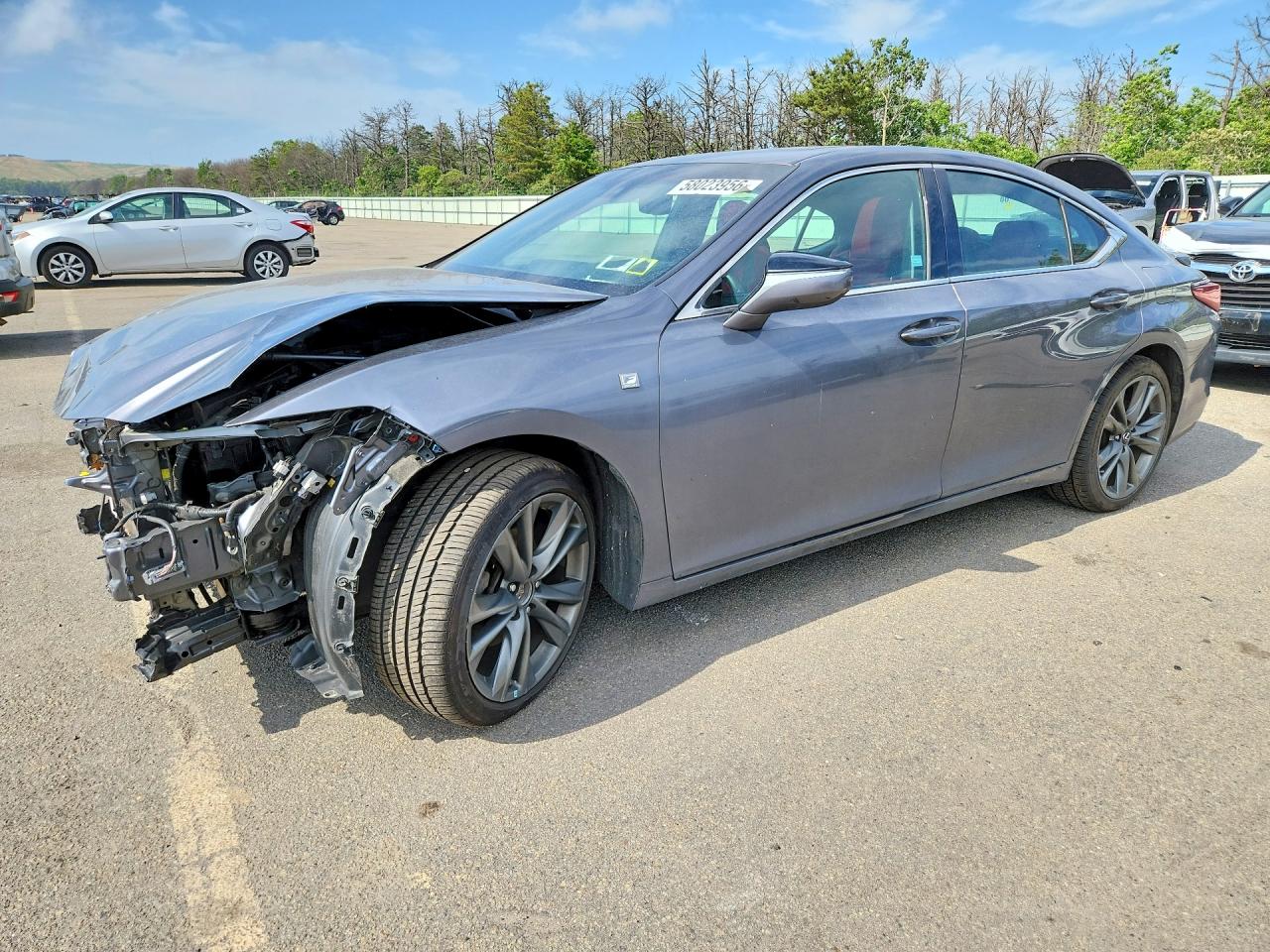 58ABZ1B12KU035214 · 2019 LEXUS ES
