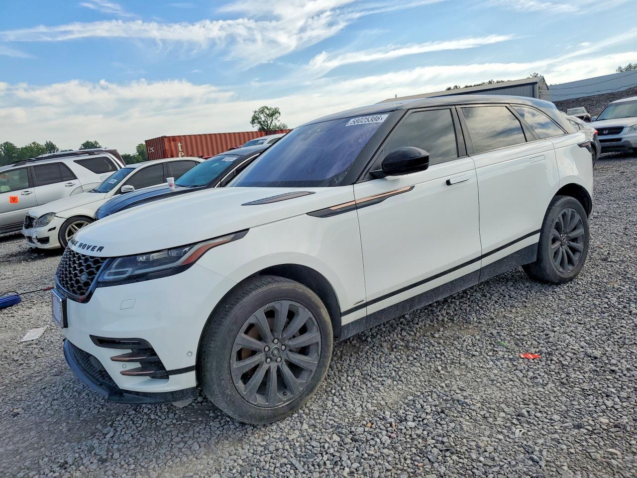 SALYL2RX6JA728562 · 2018 LAND ROVER RANGE ROVER VELAR