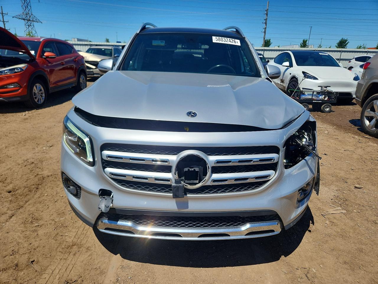 W1N4M4GB0LW049035 · 2020 MERCEDES-BENZ GLB · 4/11