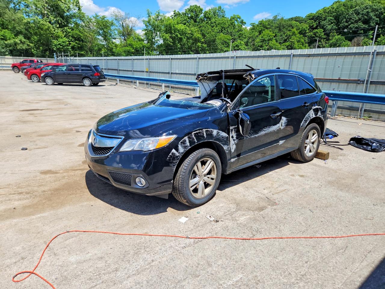 5J8TB4H54FL010263 · 2015 ACURA RDX