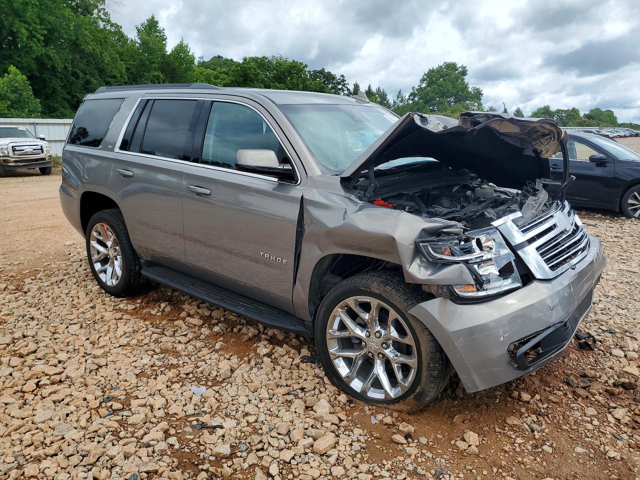 1GNSKBKC8HR300762 · 2017 CHEVROLET TAHOE · 4/13