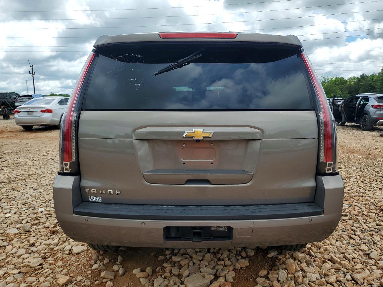 1GNSKBKC8HR300762 · 2017 CHEVROLET TAHOE · 6/13