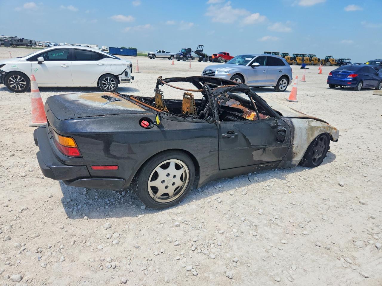 WP0CB2940LN481528 · 1990 PORSCHE 944 · 3/11