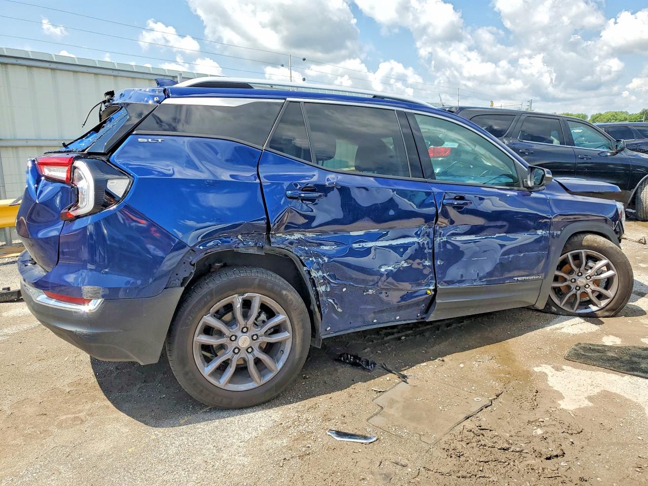 3GKALPEG4PL196407 · 2023 GMC TERRAIN · 3/13