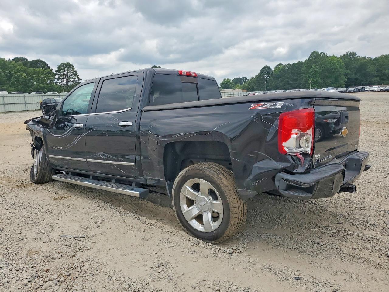 3GCUKSEC3GG200385 · 2016 CHEVROLET SILVERADO · 2/12