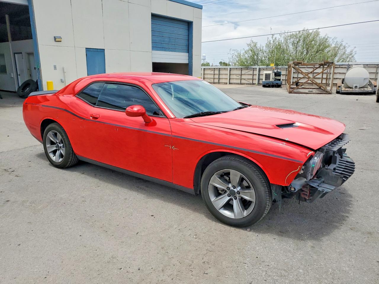 2C3CDZAG8FH839680 · 2015 DODGE CHALLENGER · 4/13