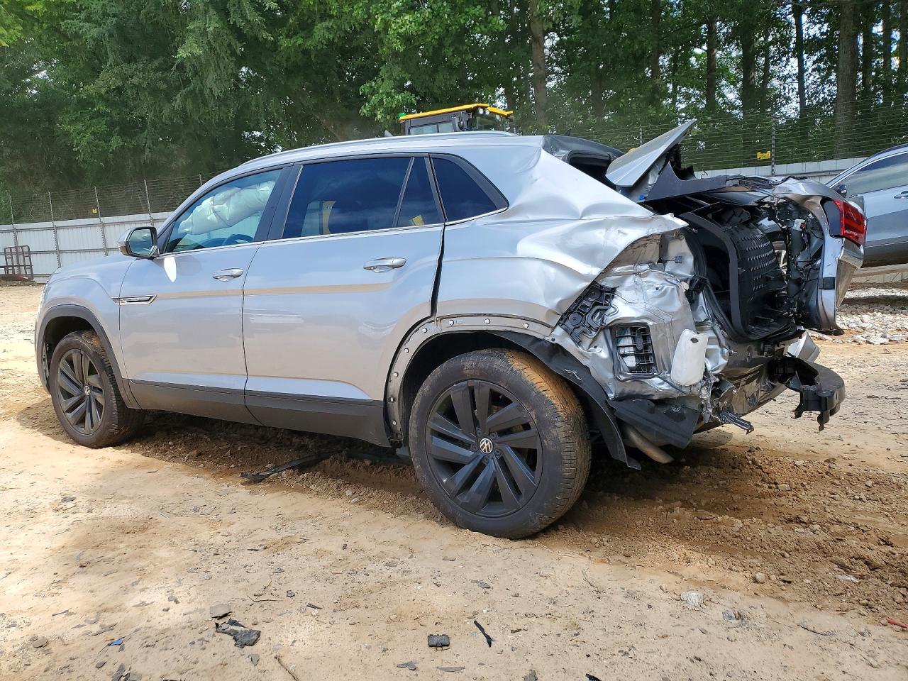 1V2JC2CA6NC227497 · 2022 VOLKSWAGEN ATLAS CROSS SPORT · 2/13