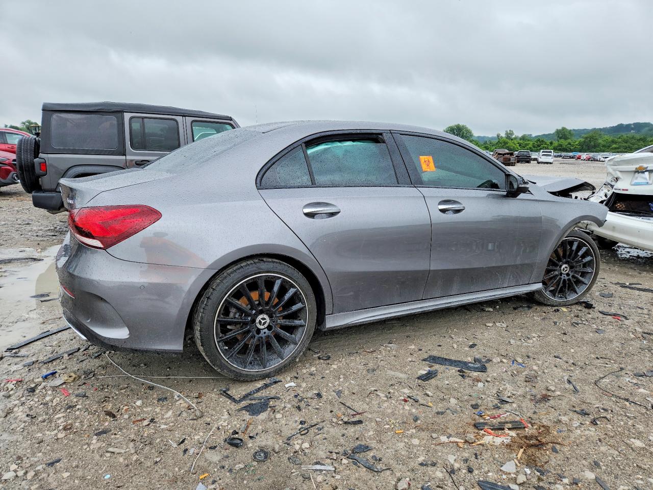 WDD3G4FB7KW000530 · 2019 MERCEDES-BENZ A · 3/12