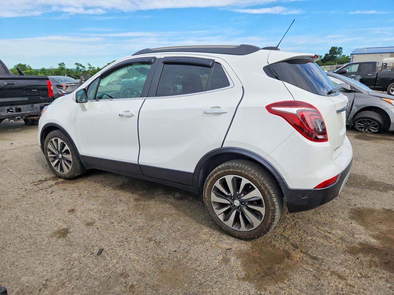 KL4CJGSB2HB189018 · 2017 BUICK ENCORE · 2/12
