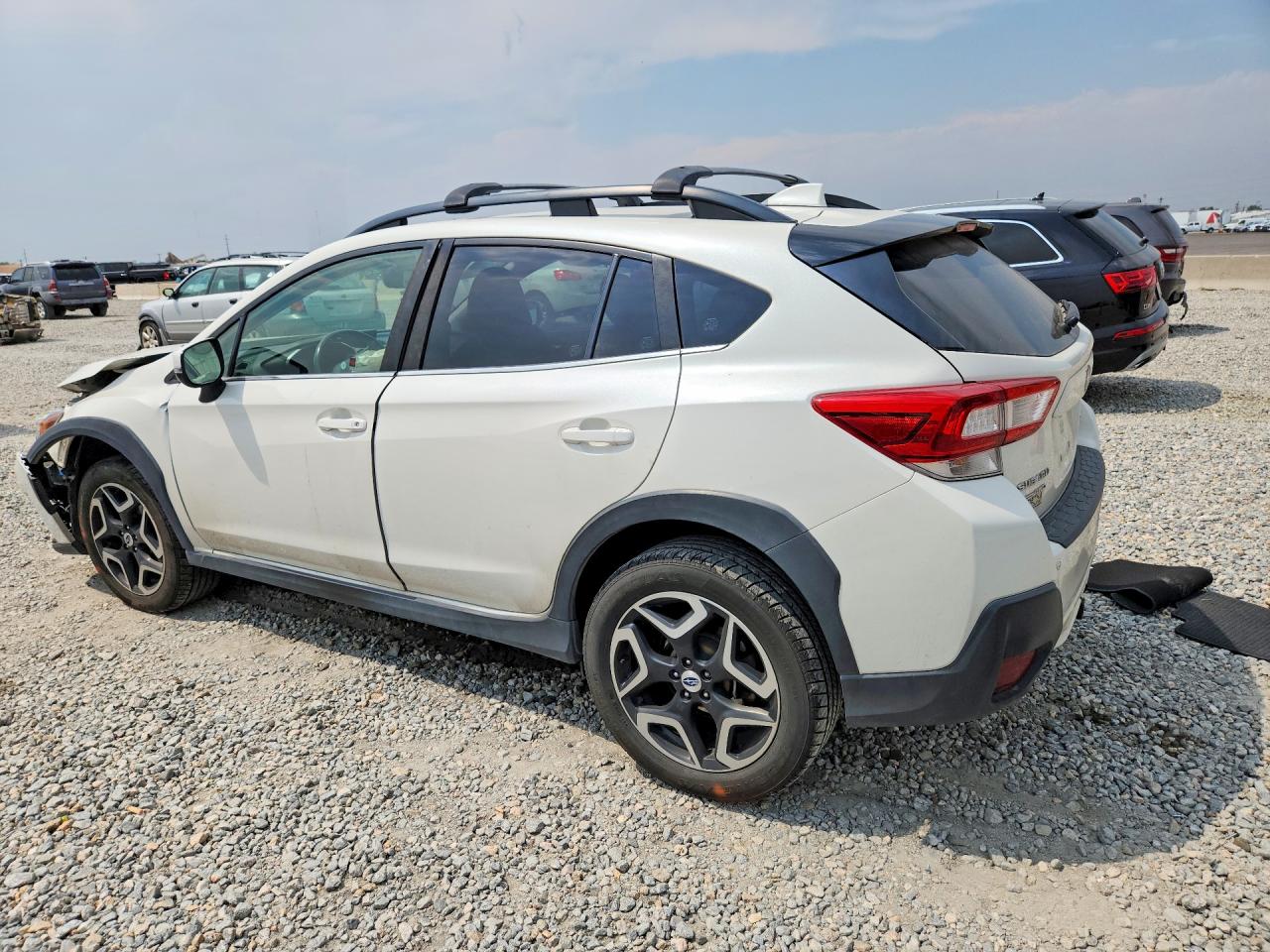 JF2GTAMC4J8200156 · 2018 SUBARU CROSSTREK · 2/12