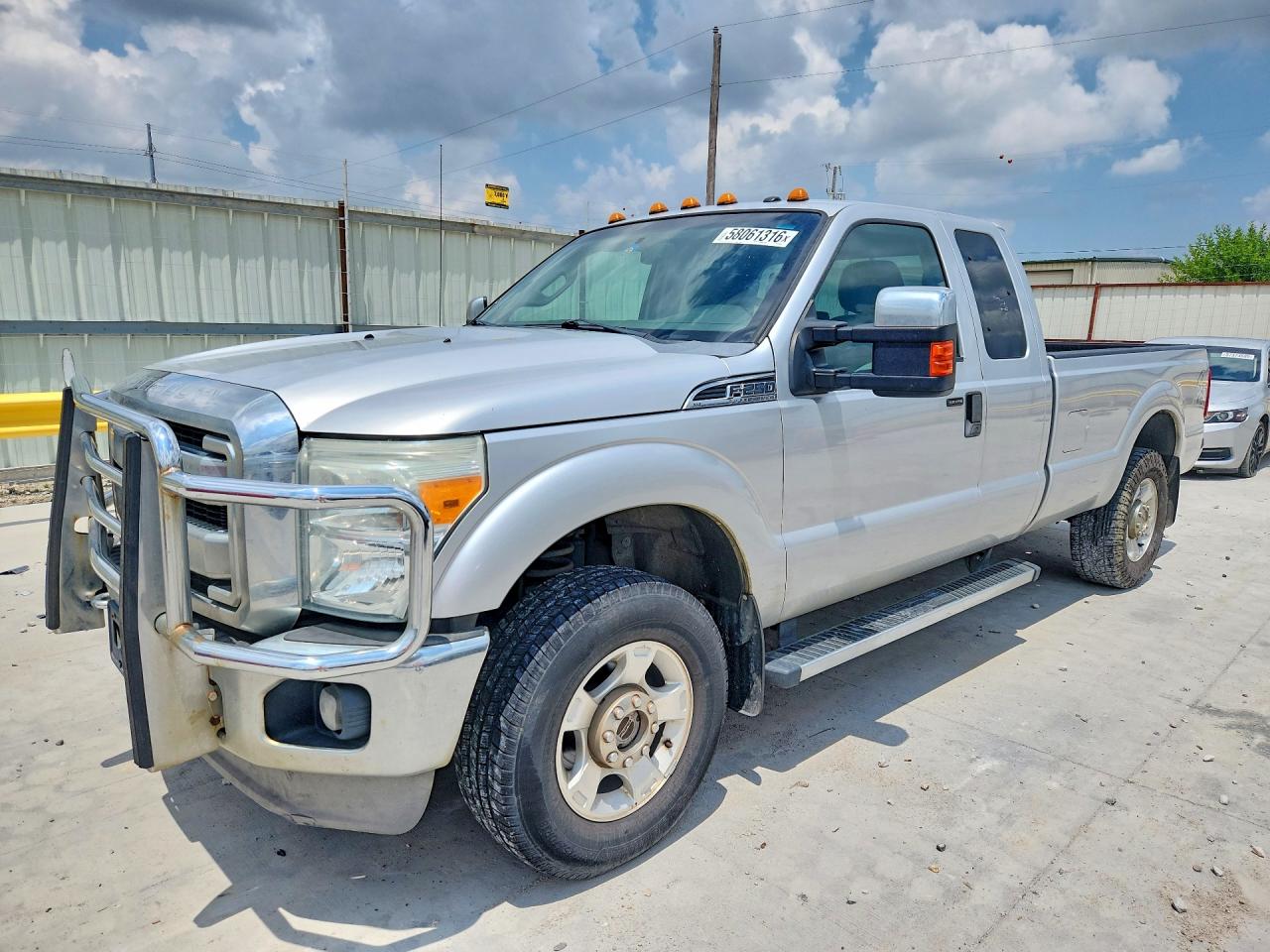 1FT7X2B67BED02821 · 2011 FORD F250