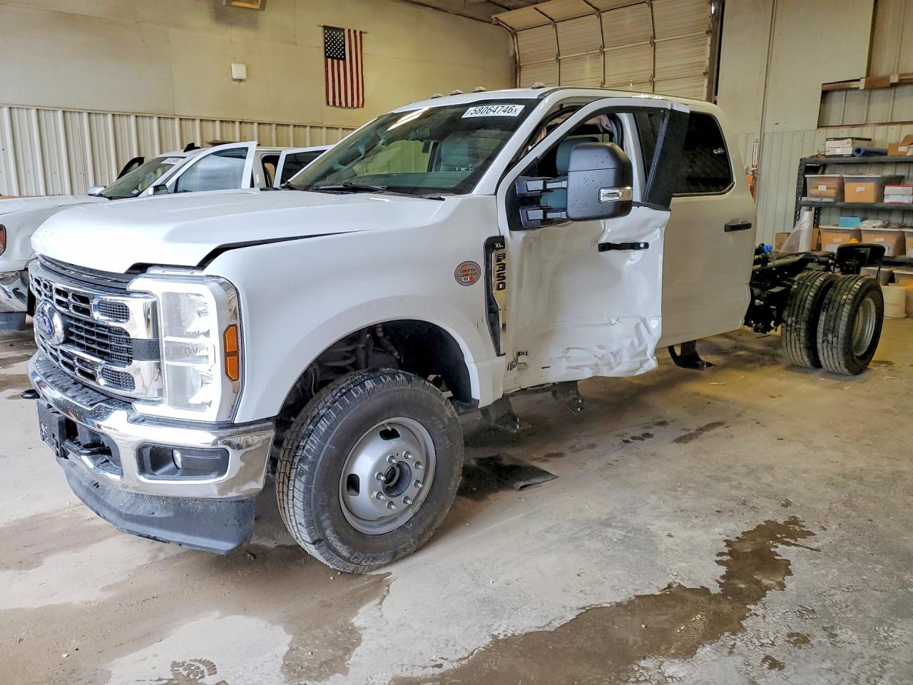 1FD8W3HTXTEE33944 · 2026 FORD F350