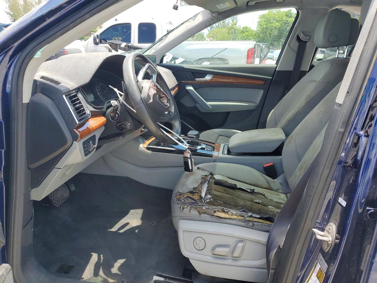 WA1AAAFY4M2102863 · 2021 AUDI Q5 · 7/13