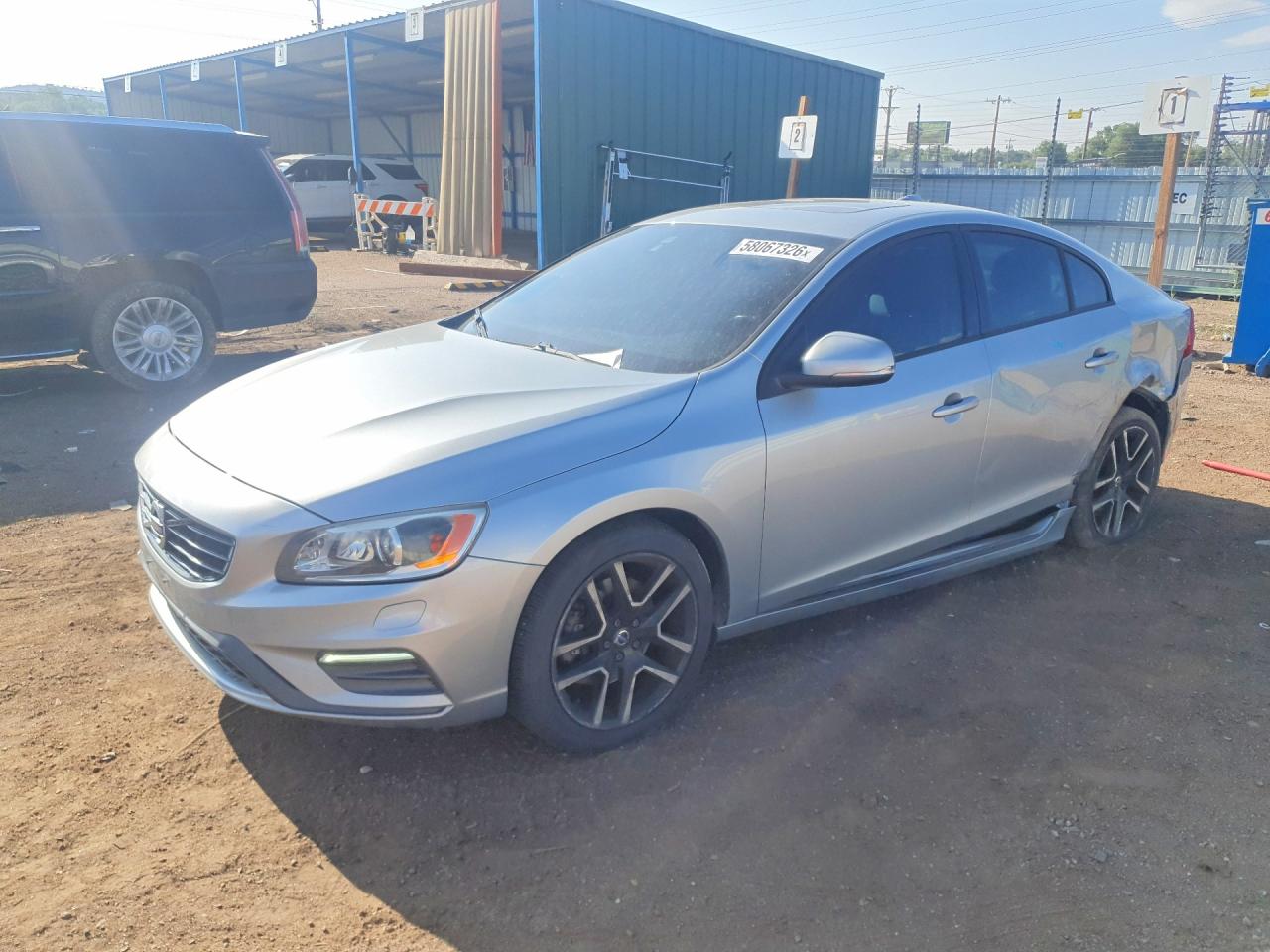2017 VOLVO S60