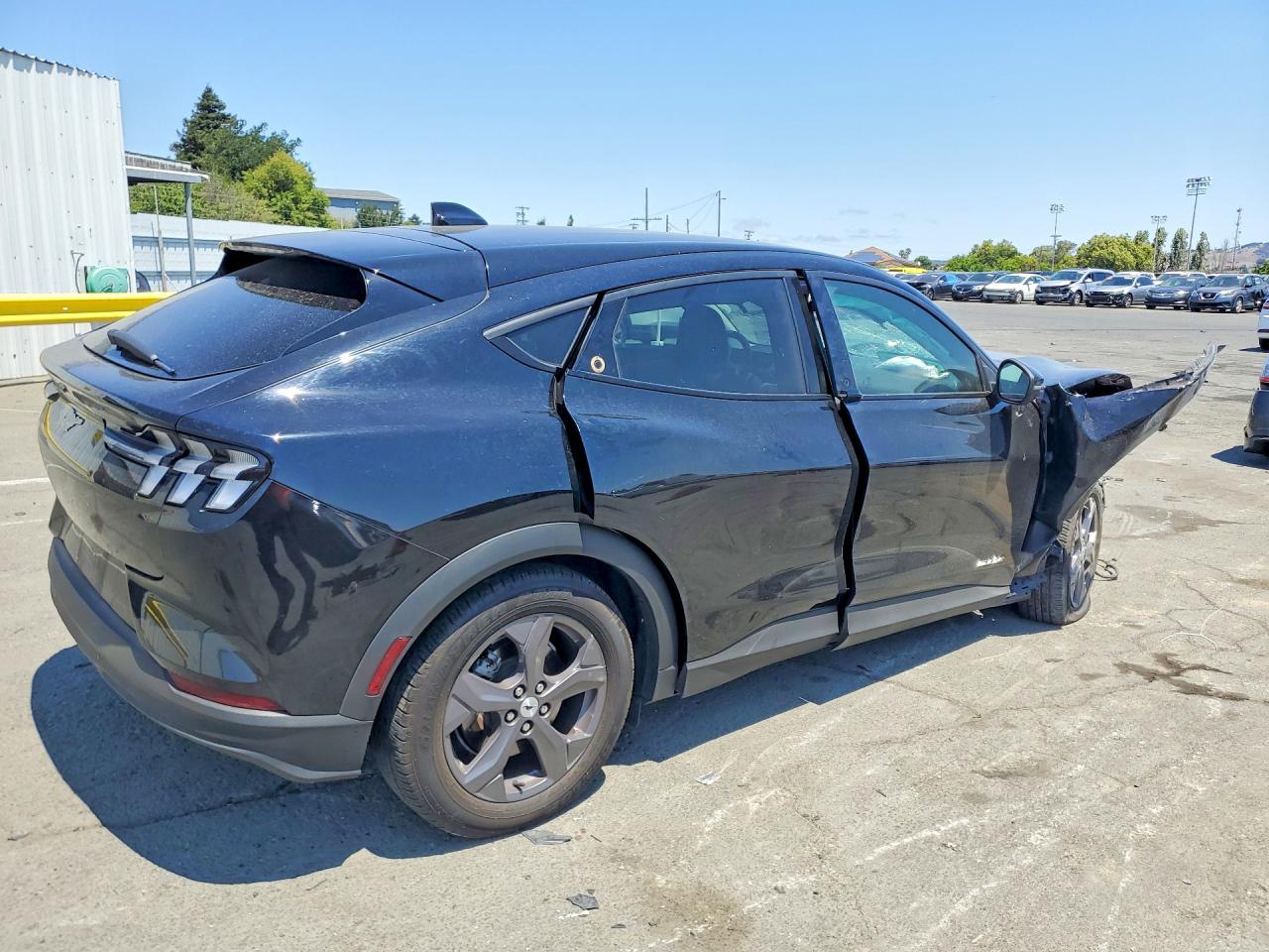 3FMTK1RM2NMA44472 · 2022 FORD MUSTANG MACH-E · 3/13