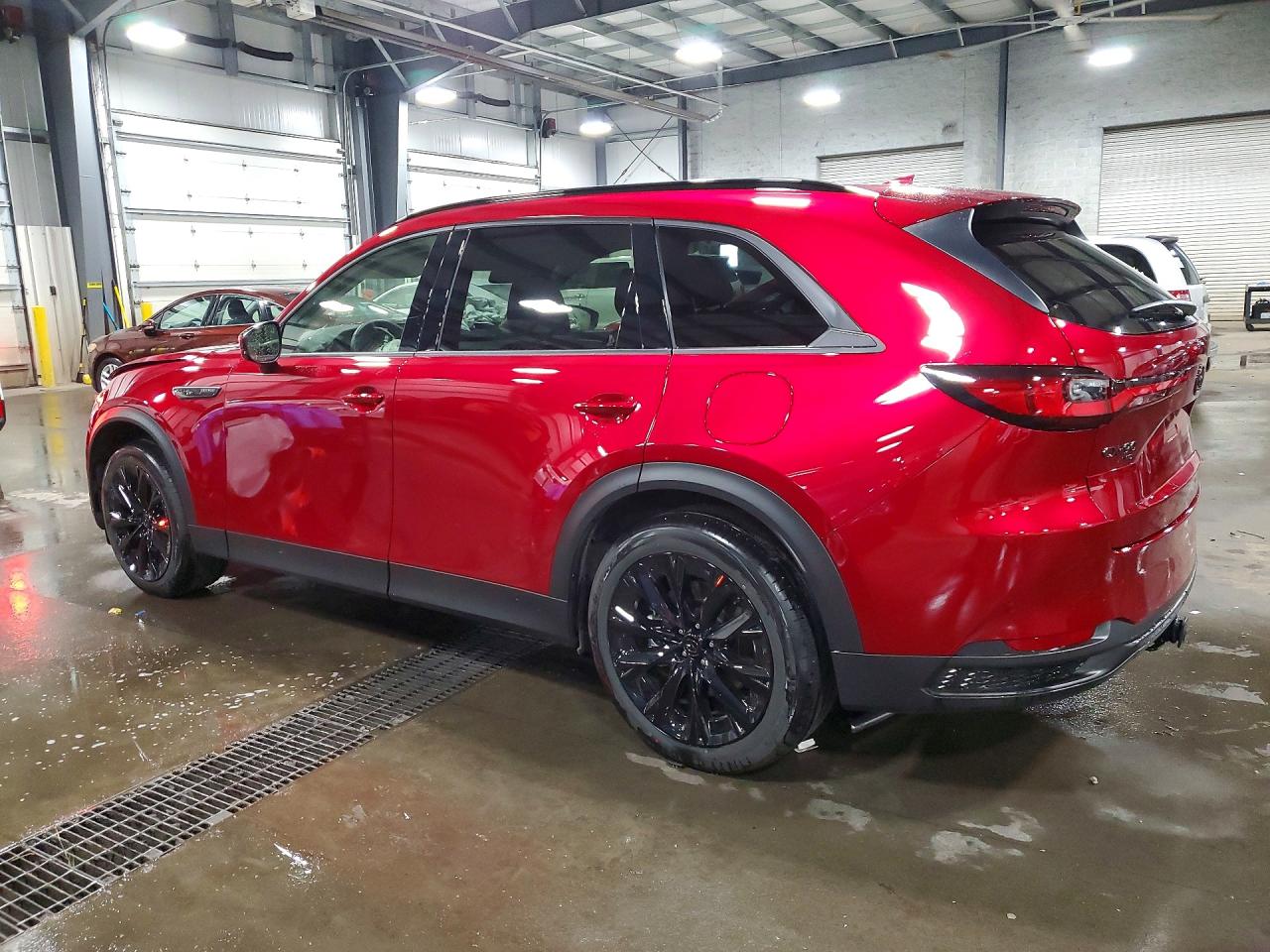 JM3KKCHDXT1359776 · 2026 MAZDA CX-90 · 2/13