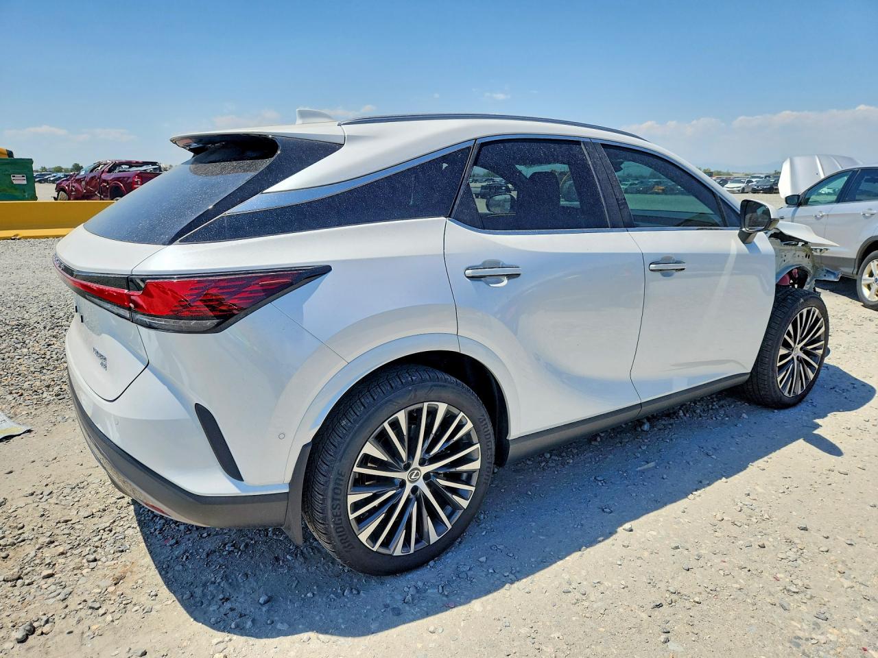 2T2BAMCA1SC122095 · 2025 LEXUS RX 350 · 3/14