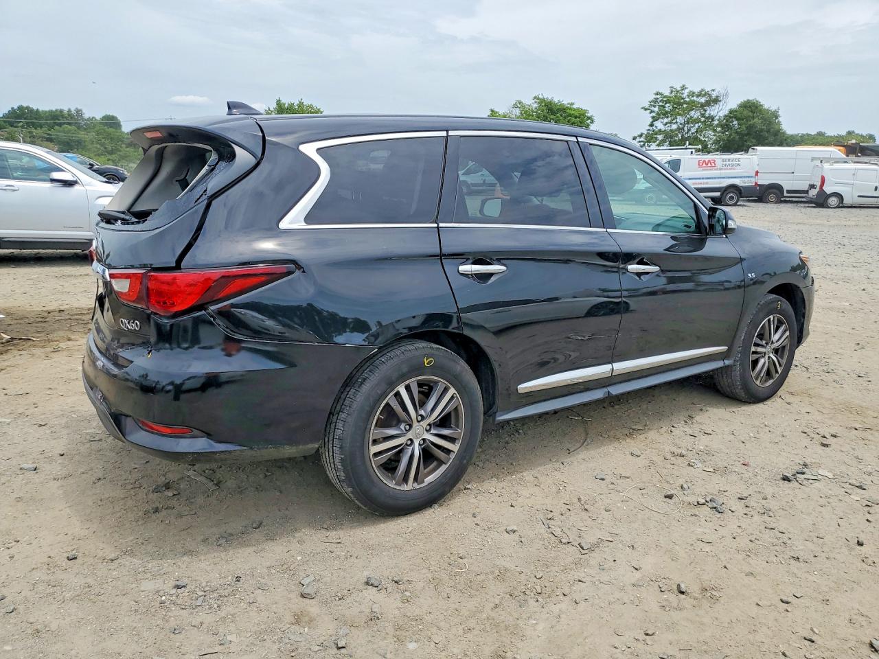 5N1AL0MM5GC518666 · 2016 INFINITI QX60 · 3/13
