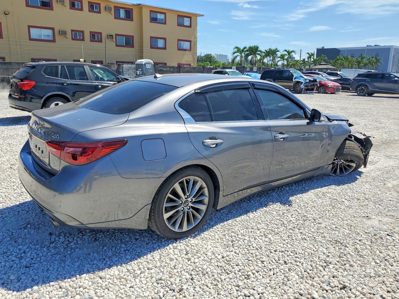 JN1EV7BP3NM312021 · 2022 INFINITI Q50 · 3/12