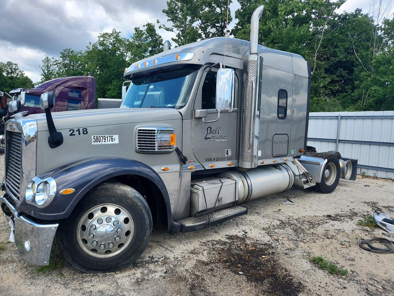 3ALXFB007FDGD1386 · 2015 FREIGHTLINER CONVENTIONAL