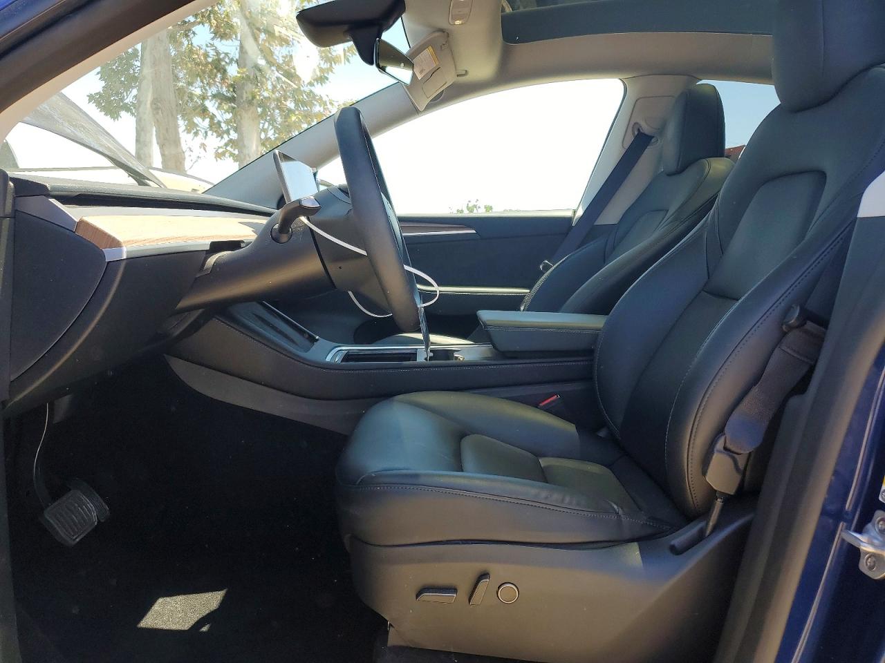 7SAYGDED2SF221835 · 2025 TESLA MODEL Y · 7/13