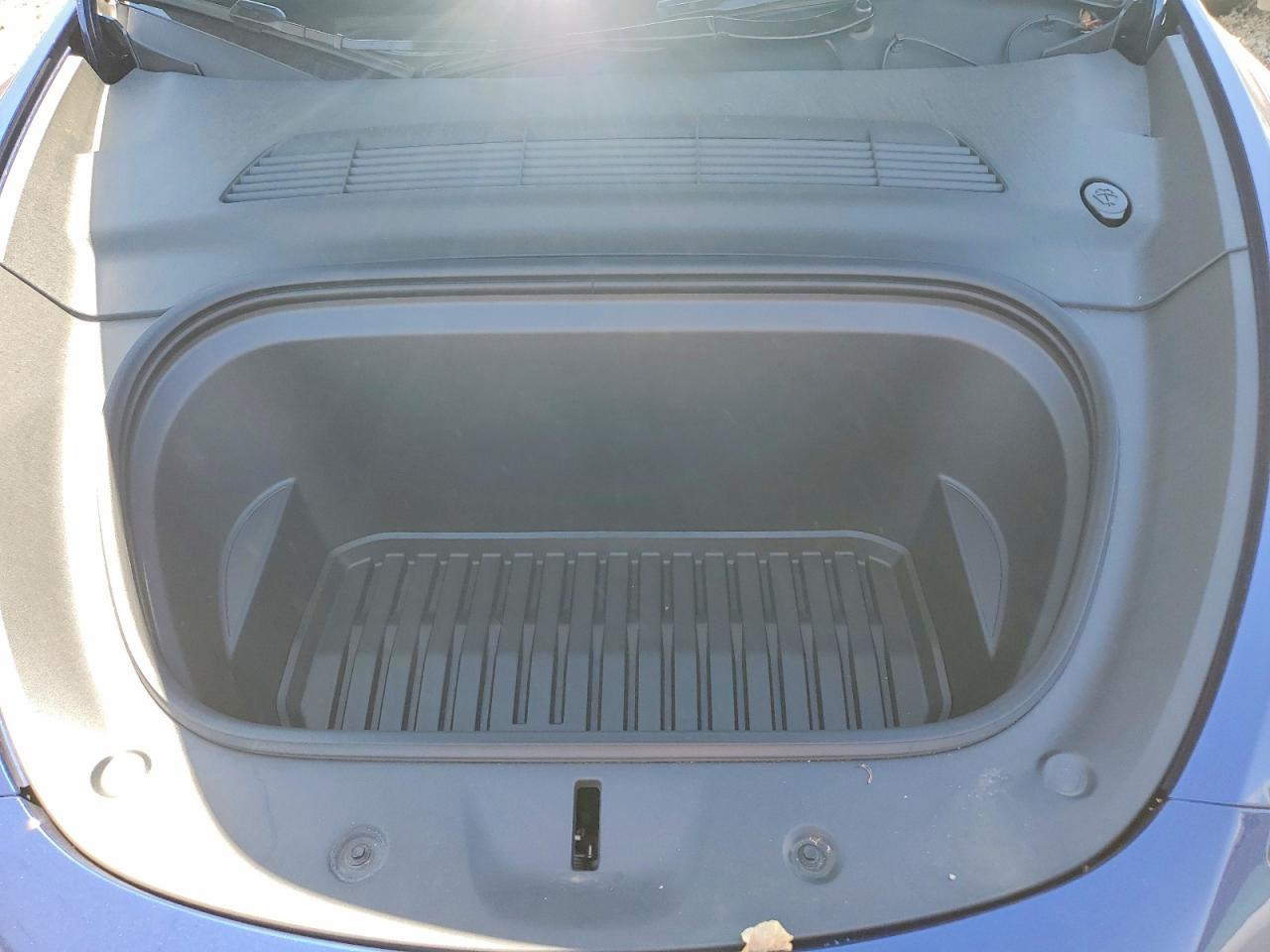 7SAYGDED2SF221835 · 2025 TESLA MODEL Y · 12/13