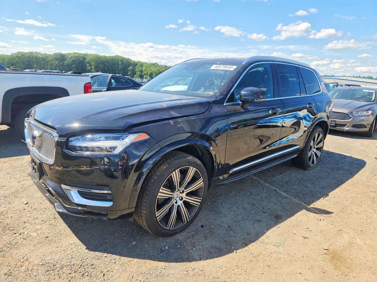 YV4A22PL1N1861664 · 2022 VOLVO XC90