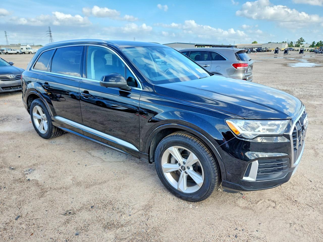 WA1ACBF78PD002670 · 2023 AUDI Q7 · 4/13