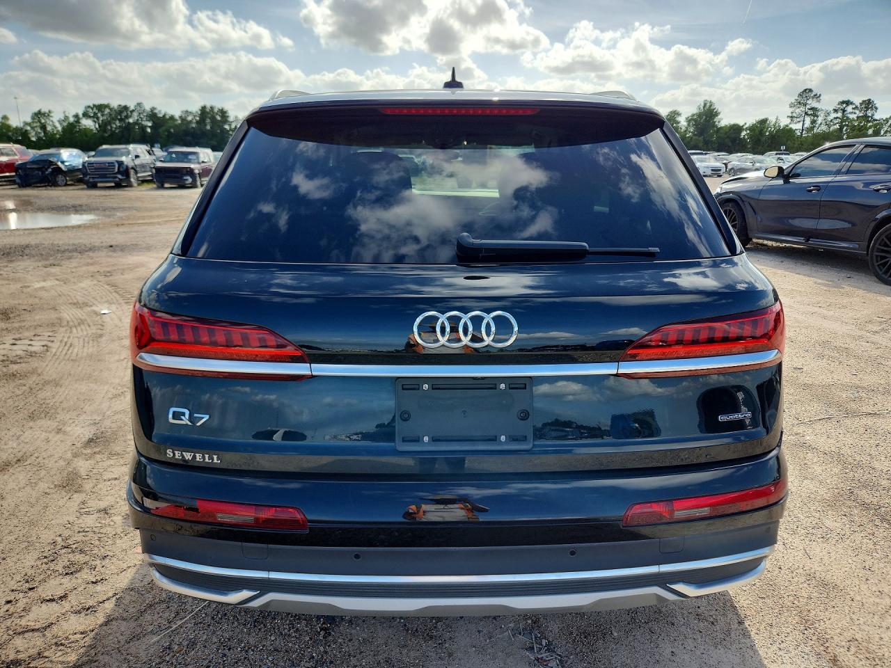 WA1ACBF78PD002670 · 2023 AUDI Q7 · 6/13