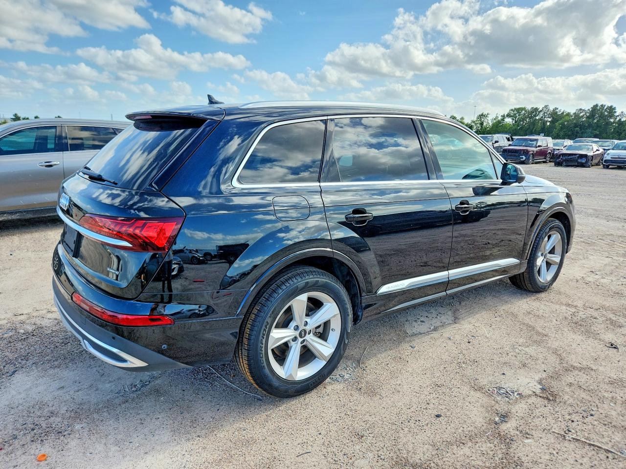 WA1ACBF78PD002670 · 2023 AUDI Q7 · 3/13