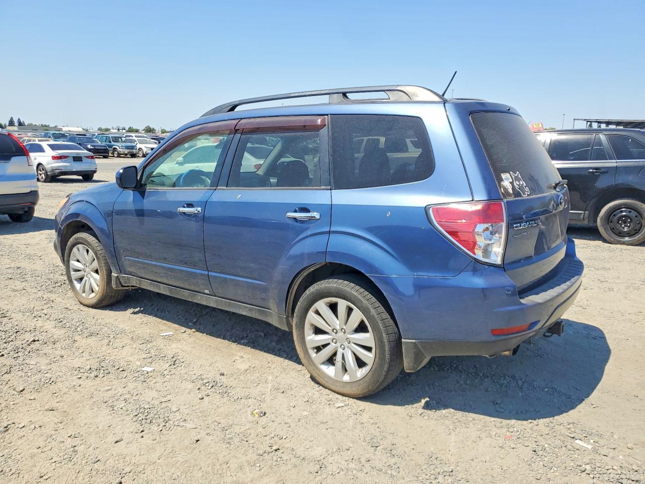 JF2SHAEC4CH469738 · 2012 SUBARU FORESTER · 2/13