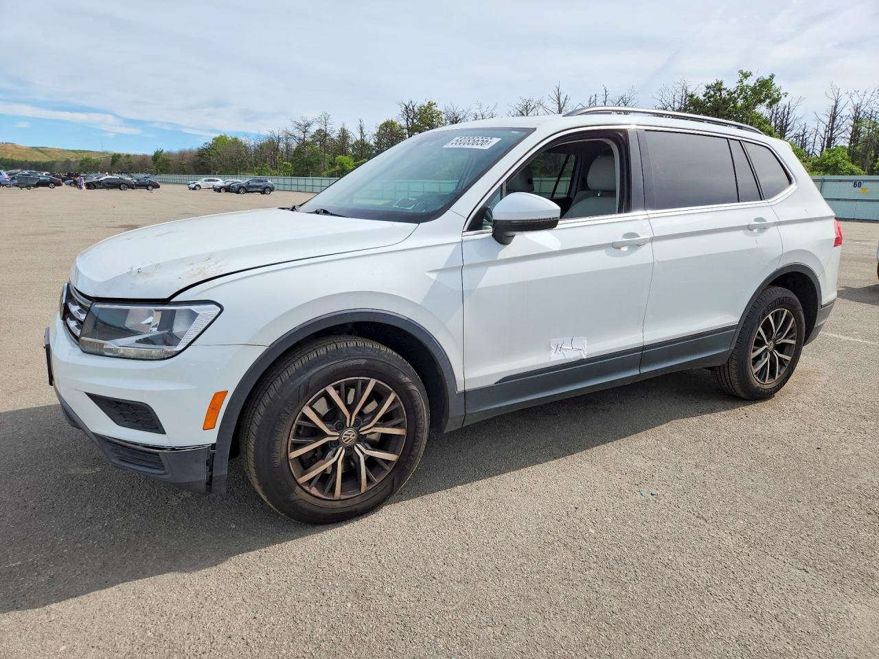 3VV2B7AX4KM100028 · 2019 VOLKSWAGEN TIGUAN