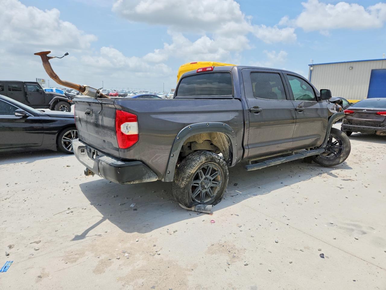 5TFDW5F13JX702044 · 2018 TOYOTA TUNDRA · 3/12