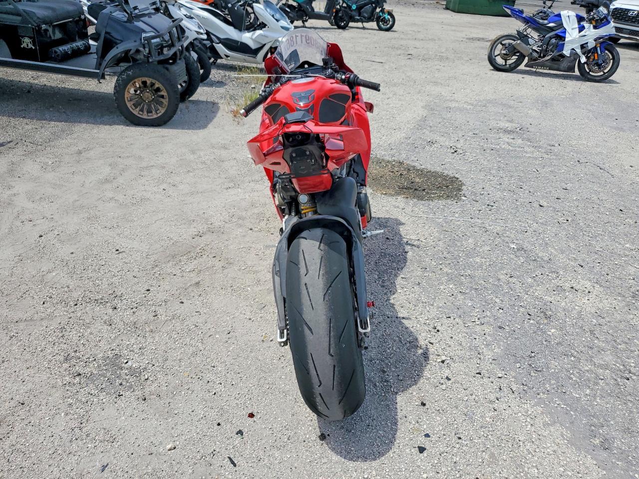 ZDMDAG6W8SB001072 · 2025 DUCATI PANIGALE · 4/9