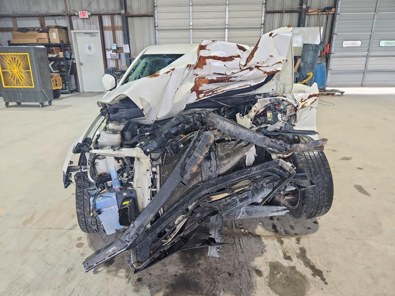 KNALN4D73G5215170 · 2016 KIA CADENZA · 5/12