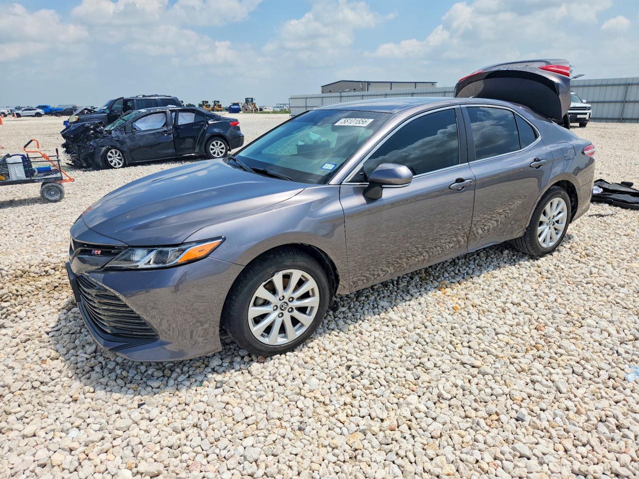 4T1B11HK9KU847527 · 2019 TOYOTA CAMRY