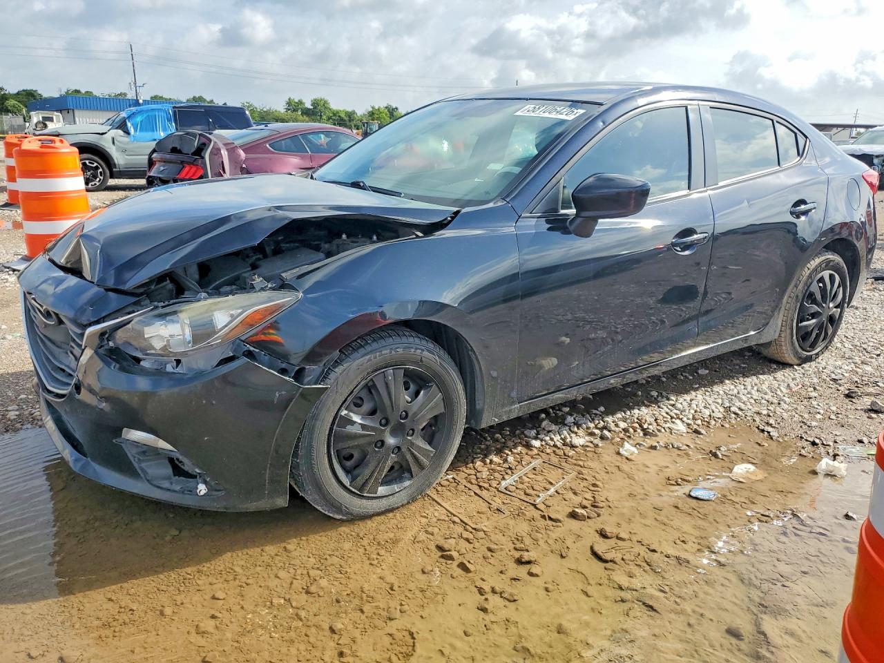 JM1BM1U73E1153662 · 2014 MAZDA 3
