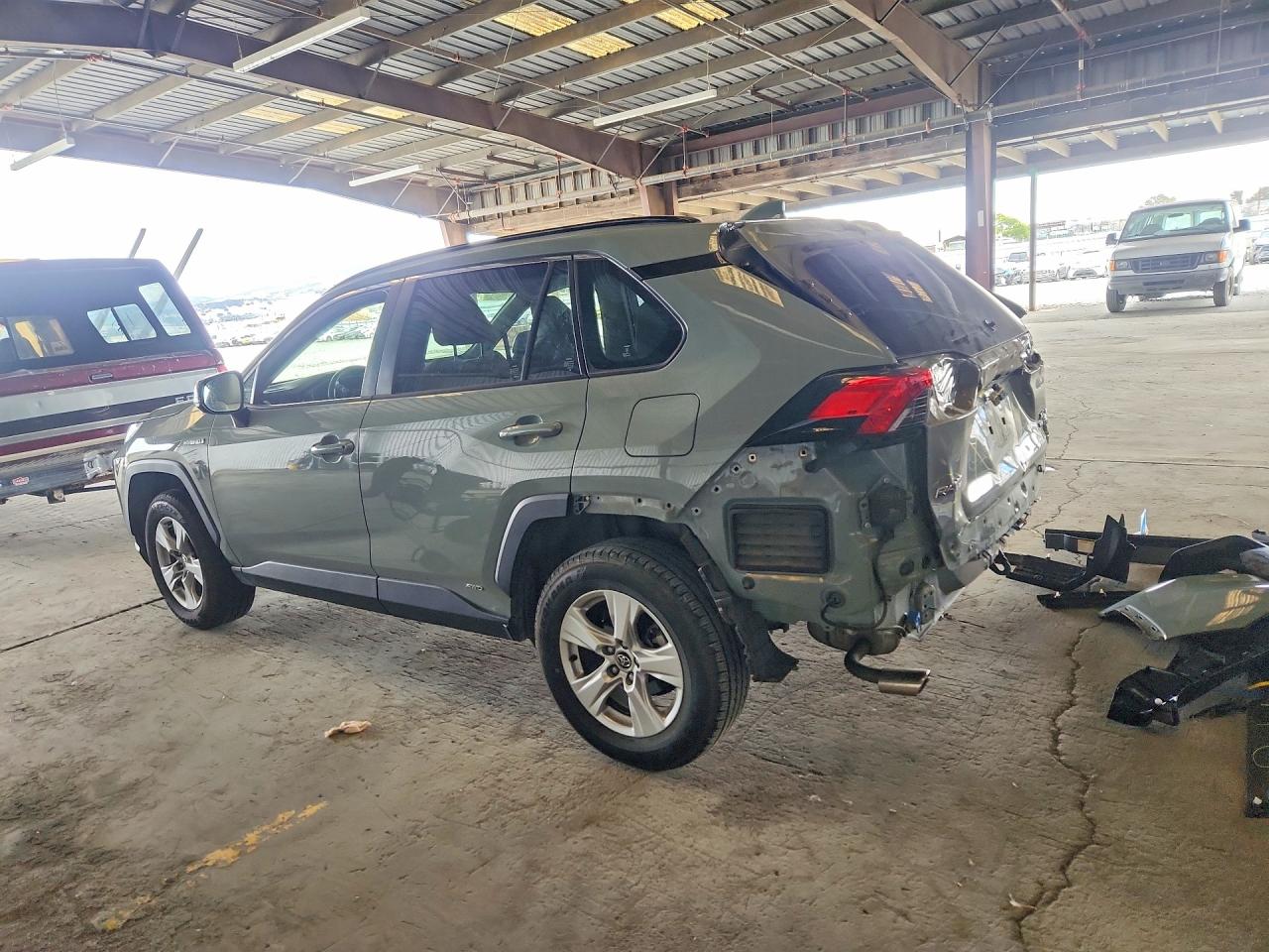 JTMRWRFV7LD544425 · 2020 TOYOTA RAV4 HYBRID · 2/14